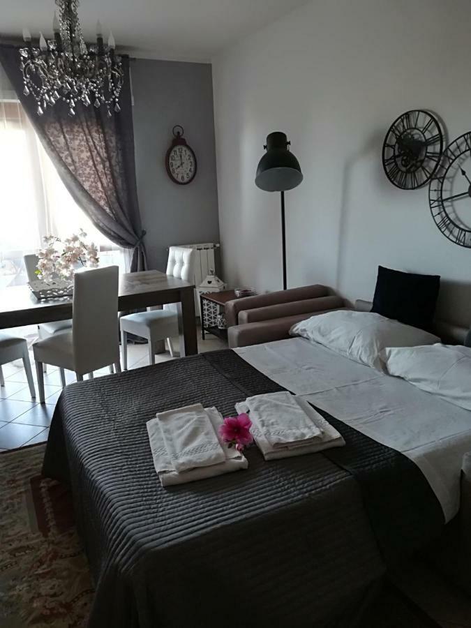 Airport & Fair Suite Apartments Fiumicino Exterior foto